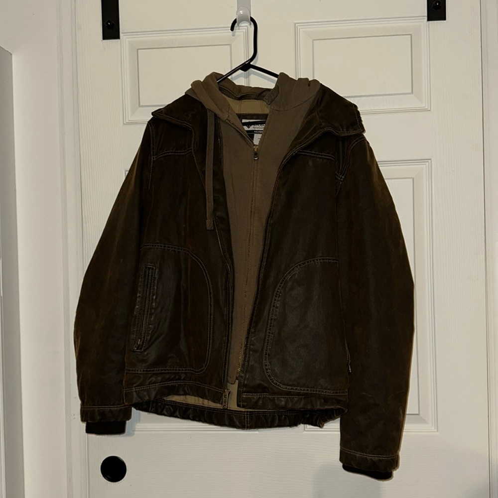 Men’s Columbia faux leather jacket❄️reduced❄️